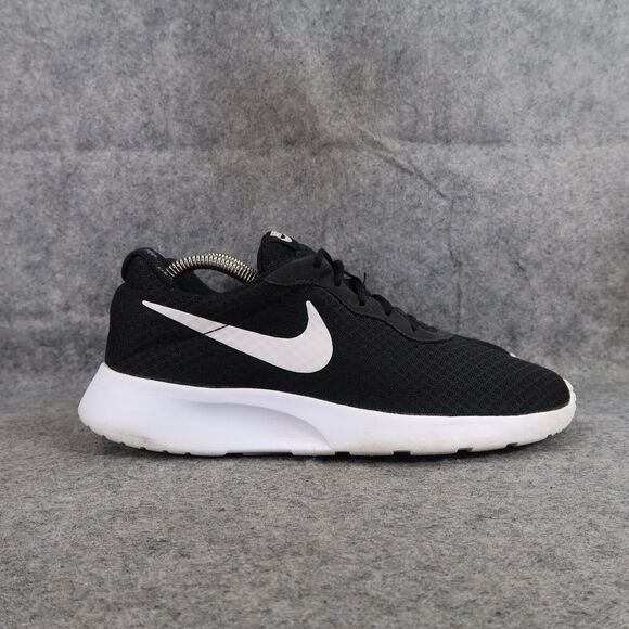 Nike Shoes Womens 9.5 Athletic Trainers Tanjun Sneakers Running Lifestyle Black - Picture 2 of 12